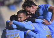 Bolívar golea y deja a Aurora al borde del descenso