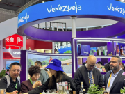 Kiosko de Venezuela se destaca en Shangái – CIIE 2025