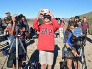 El grupo que propone mirar al cielo y fascinarse cumple 20 años en El Bolsón