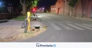 Buscan un automovilista que chocó con un ciclista y huyó en Capital