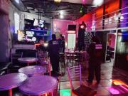 La Paz: Alcaldía clausura dos locales y decomisa 300 bebidas alcohólicas cerca de la plaza Murillo