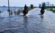 Inundaciones en el interior bonaerense: visita de Bulrrich en 9 de Julio