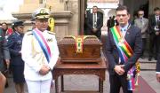 Paz es reconocido como capitán general de las FFAA y recibe la Gran Cruz de la Orden y la Medalla del Bicentenario