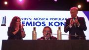 En una noche llena de emoción, Charly García fue premiado con el Konex de Brillante