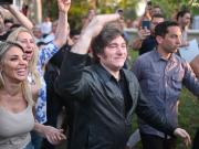 Javier Milei y sus medidas, EN VIVO: el Presidente vuelve hoy a Corrientes para participar de un congreso libertario