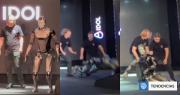 Rusia presenta a su primer robot humanoide: sufrió estrepitosa caída en el escenario y se desarmó