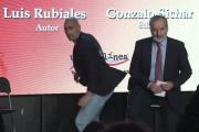 Un momento de furia inesperada marcó la presentación del libro de Rubiales: huevos volando y una persecución que nadie esperaba