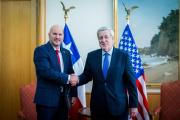 Canciller chileno se reúne con nuevo embajador de EEUU en el país