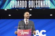El Supremo avanza para acusar a Eduardo Bolsonaro por intentar bloquear la causa por golpismo de su padre
