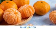 Por qué una experta recomienda no sacarle los “hilitos blancos” a la mandarina