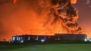 Impresionante explosión en el Polo Industrial de Ezeiza: arde una fábrica agroquímica