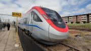 Un gran paso en la dirección correcta: YouTuber internacional elogia al tren más rápido y avanzado de Sudamérica