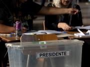 Los chilenos ya empezaron a votar, en una jornada incierta que definirá el rumbo para los próximos cuatro años
