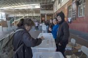 Abren los centros de votación en Chile para los comicios presidenciales y parlamentarios