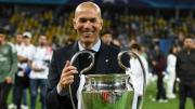 Zinedine Zidane se acerca al banquillo de Francia: su regreso al fútbol ya tendría fecha