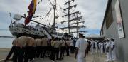 El Buque Escuela “Simón Bolívar” llega al malecón marabino