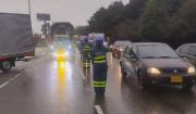 Trancones en la Autopista Norte por protesta de camioneros
