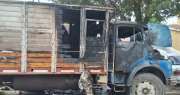 Tragedia: nene de 4 años murió al incendiarse un camión en el cual jugaba