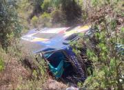 Pasajera es hallada sin vida debajo del bus embarrancado en Melga