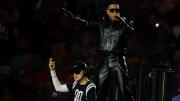 Bizarrap y Daddy Yankee revolucionan el Bernabéu en la fiesta de la NFL