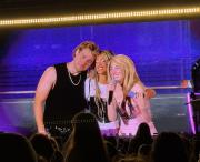 ¡Nostalgia pura! Tini revive la fiebre de Violetta con Jorge Blanco y Mercedes Lambre en su show (+Video)