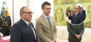 RODRIGO PAZ POSESIONA A MARCO CALDERÓN COMO MINISTRO DE MINERÍA