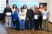 Las autoridades de los barrios Colonos Galeses y VEPAM recibieron sus certificados
