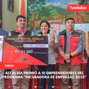 Alcaldía premió a 10 emprendedores del programa “Incubadora de empresas 2025”