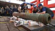Colombia recupera primeros objetos arqueológicos de galeón español hundido