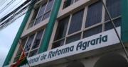 Viceministerio de Autonomías interviene oficinas del INRA en La Paz tras denuncias de avales para avasallamientos