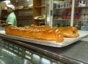 Panaderos se reinventan: Hasta mini pan de jamón a bajo precio ante la caída del poder adquisitivo