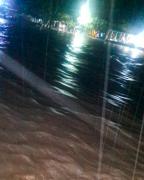 Vecinos alertan sobre crecida de ríos en el litoral aragüeño