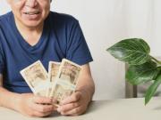 Ganó 4 millones de dólares en la lotería y se lo ocultó a su esposa para llevar una vida paralela