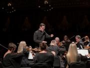 El cierre del Mozarteum Argentino en el Colón fue una luminosa celebración de la simplicidad, el silencio y la pureza