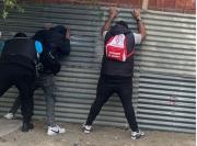 Robaron una moto, no lograron encenderla y terminaron detenidos