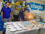 Siguen las actividades recreativas y culturales en el edifico azul