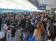 Las demoras y el caos en el Sarmiento: los trabajadores son los que sufren la desinversión