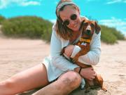 Mar del Plata: una periodista cayó de un acantilado mientras se sacaba una foto en una escalera en mal estado y murió