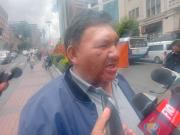 Choferes amenazan con incrementar precio de pasajes si el pan eleva su precio