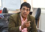 Ex Ministro Víctor Hugo Zamora regresó a Bolivia, para defenderse en libertad, no pide impunidad