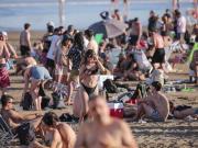 Se conoció el pronóstico del clima para todo el verano en la Costa: qué pasará con la temperatura y la lluvia