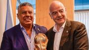 Gianni Infantino respaldó a “Chiqui” Tapia y destacó su rol en la FIFA