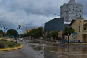 Concejala de Roca cuestionó al Municipio por las consecuencias de la tormenta: Las calles se convierten en ríos