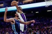 Los Thunder se vengan de los Blazers y los Lakers vuelan con Doncic y Reaves