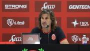 Rubén Darío Insúa desafío a los periodistas tras la eliminación de Barracas Central: “¿No me van a preguntar por el arbitraje?”