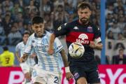 Racing tuvo su noche mágica y se metió en semifinales del Torneo Clausura