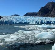 Empresa que sufrió desperfecto en Laguna San Rafael no cuenta con papeles al día: familias están denunciando