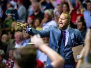 El ex jefe de campaña de Trump ayudó al candidato presidencial hondureño