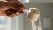 Estudio revela qué proteínas en polvo presentan inconsistencias respecto a su etiquetado nutricional: ¿Cuáles son?
