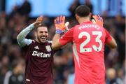 Gol agónico de Buendía y triunfazo de Aston Villa con Dibu Martínez ante el líder Arsenal
